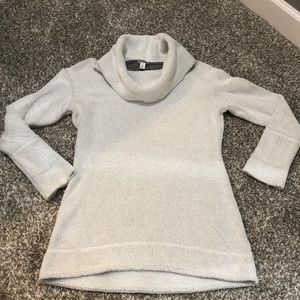 Merona Gray and White Sweater